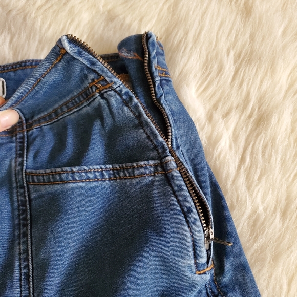 Free People Know Me Better Flare Jeans Size 29 - Picture 7 of 14